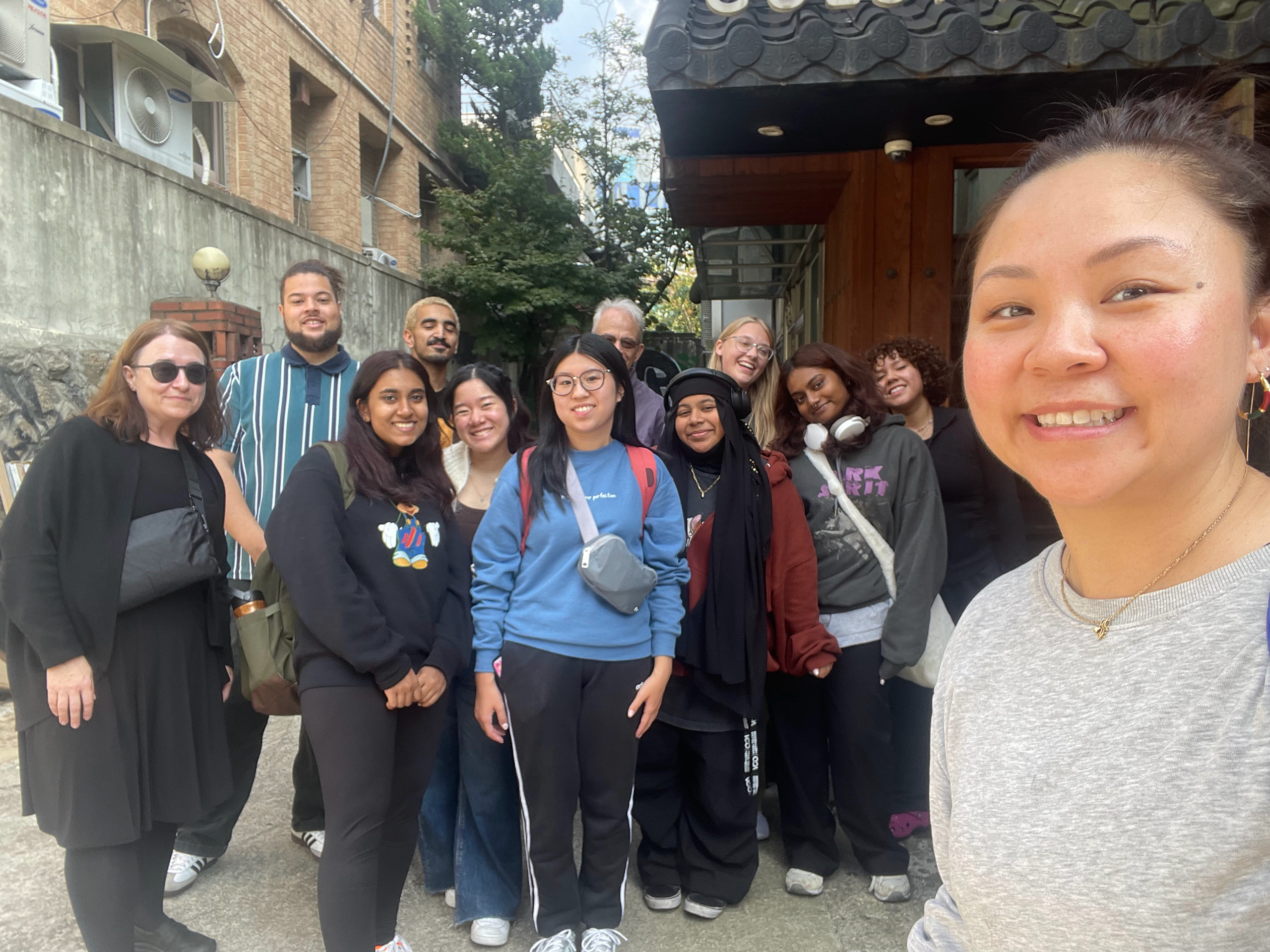 Group photo of OCAD U students, faculty and staff in Korea