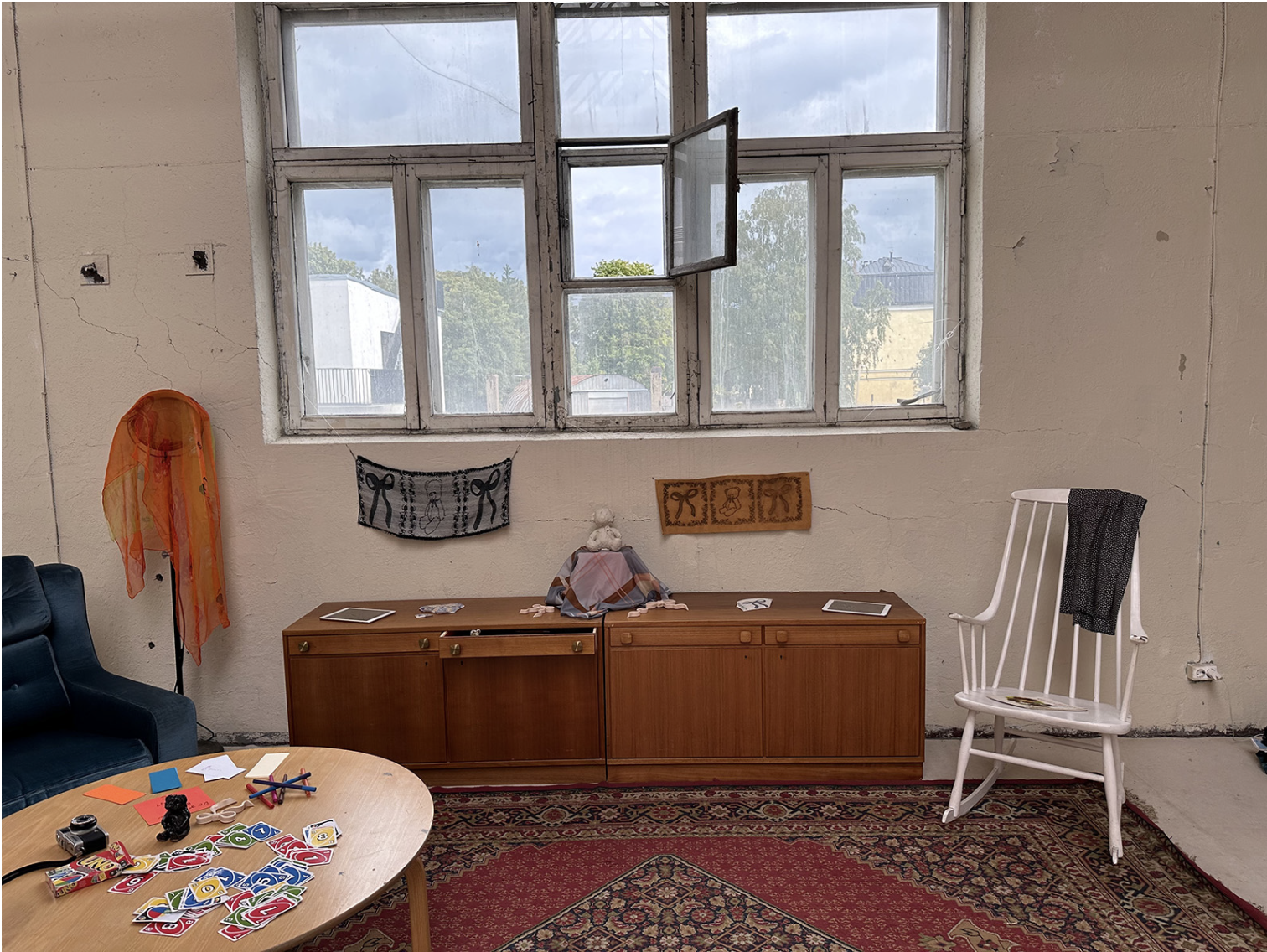 Memories are Fragile, ceramic hand-building, clay dipping, jacquard weaving, cotton, laser-etching on leather, found objects, by Anna Tran, Claire Grenier, and Maya Chaudhary (photograph by Claire Grenier)