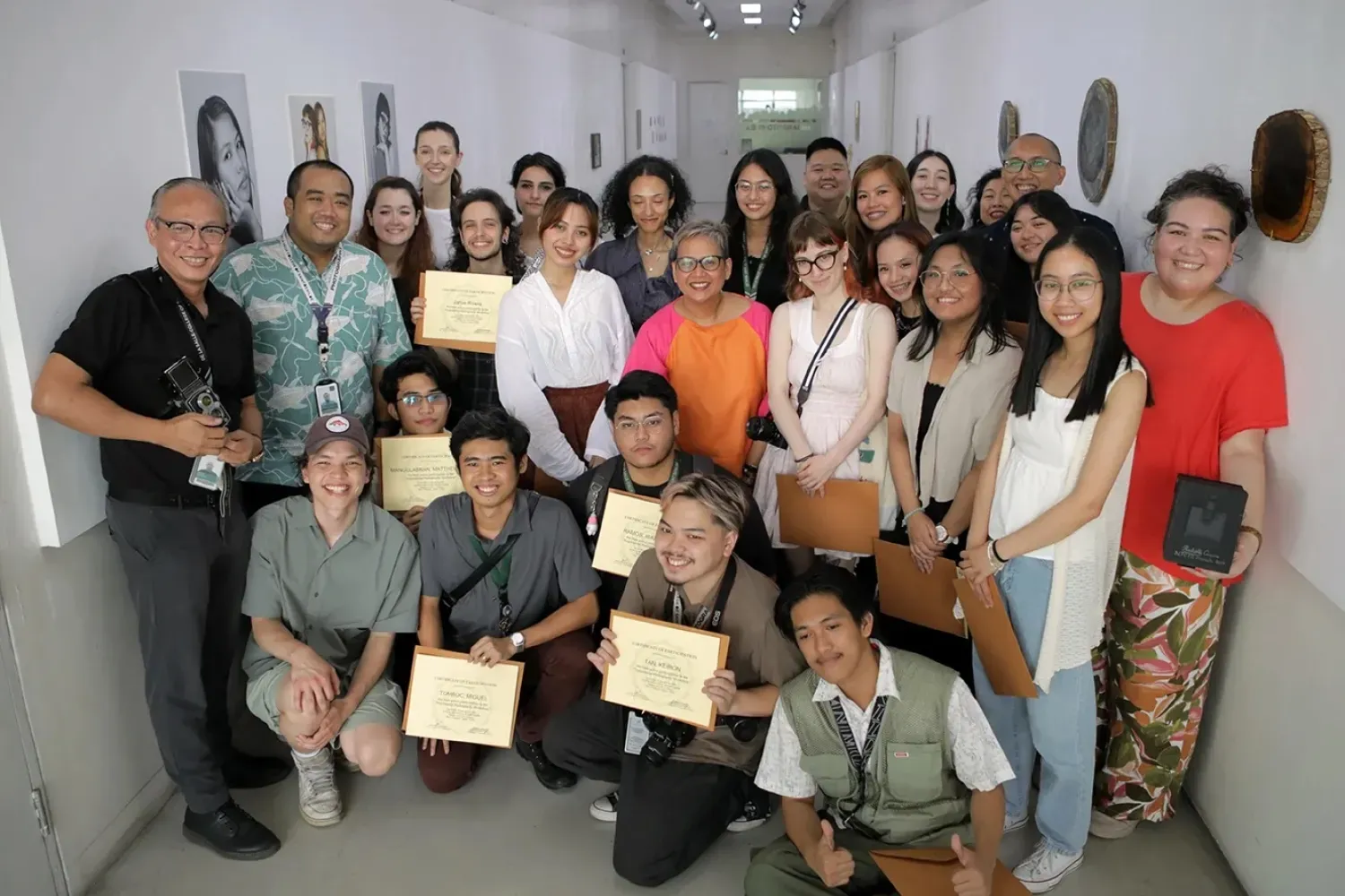 Group photo of all students who collaborated with Benilde in the Philippines 
