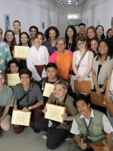 Group photo of all students who collaborated with Benilde in the Philippines 